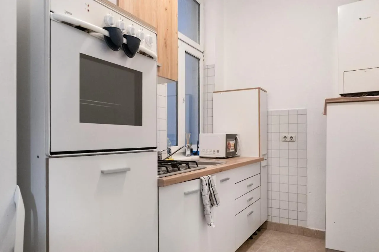 Apartament Welcoming 3Br Budget Apt. Well Connected Wiedeń