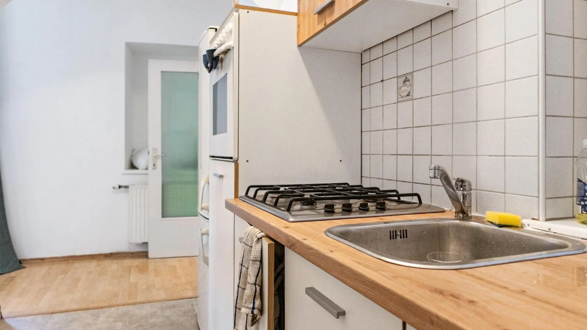 Welcoming 3Br Budget Apt. Well Connected Wiedeń Apartament